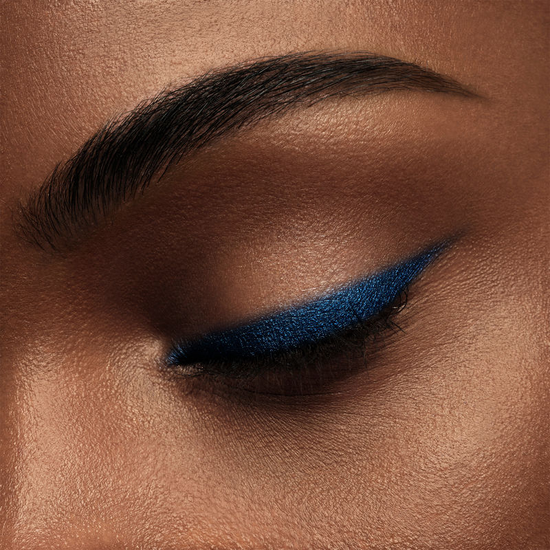 Guerlain Ombre G Eyeshadow - 360 Mystic Peacock
(8.8g)