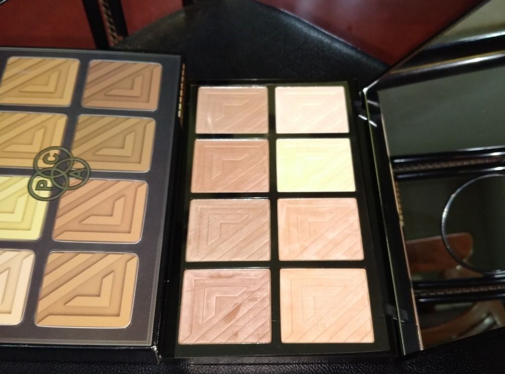 PAC Spotlight Contour Palette X8 - All in One MUA Palette, High Payoff, Shades for every Skin Tone
(5.6gm)