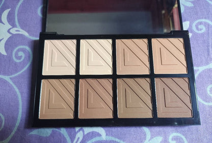 PAC Spotlight Contour Palette X8 - All in One MUA Palette, High Payoff, Shades for every Skin Tone
(5.6gm)