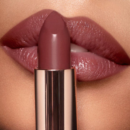 Charlotte Tilbury K.I.S.S.I.N.G Pillow Talk Deep Lipstick
(3.5g)