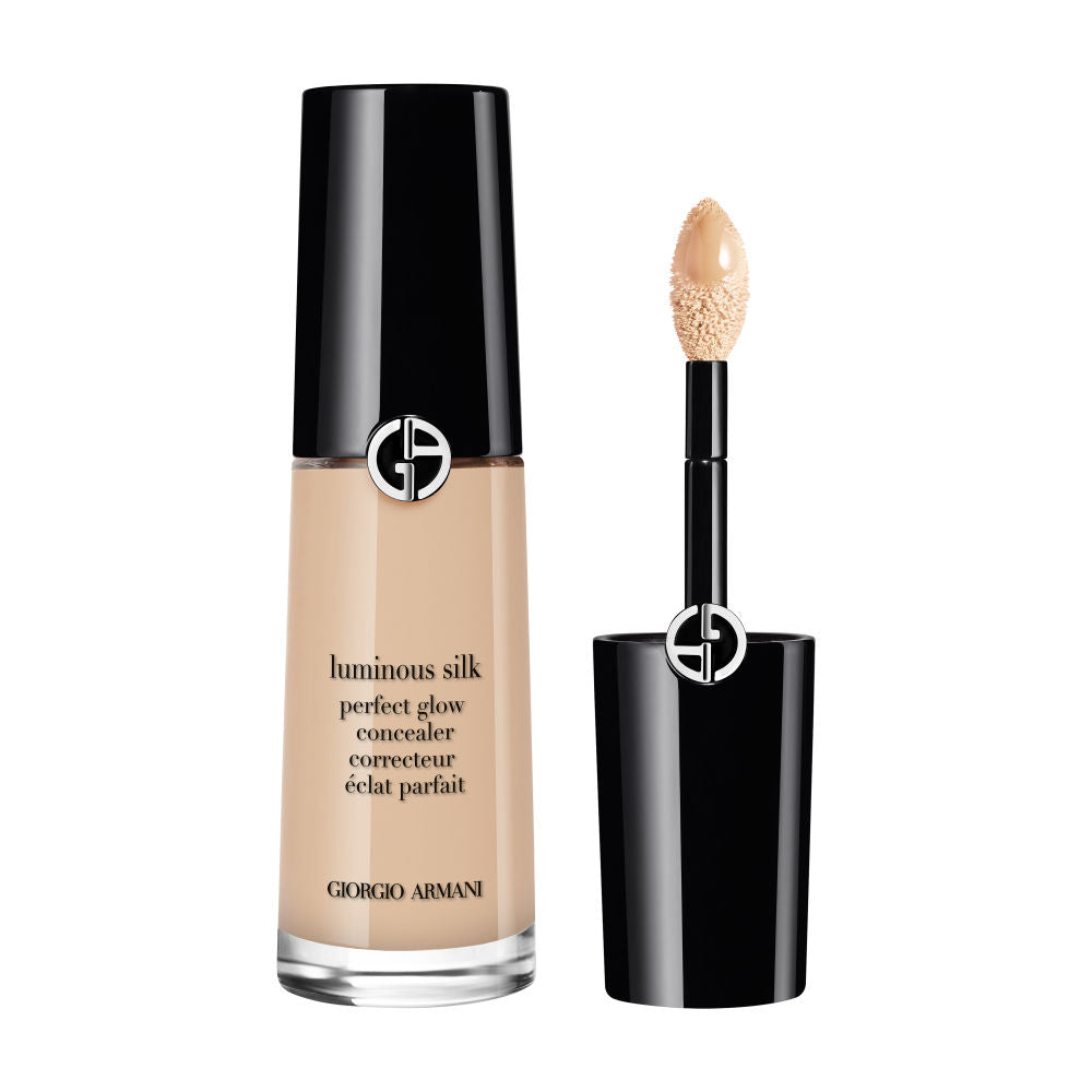 Armani Beauty Luminous Silk Hydrating & Brightening Concealer - 4.5 - Light To Medium Neutral
(12ml)