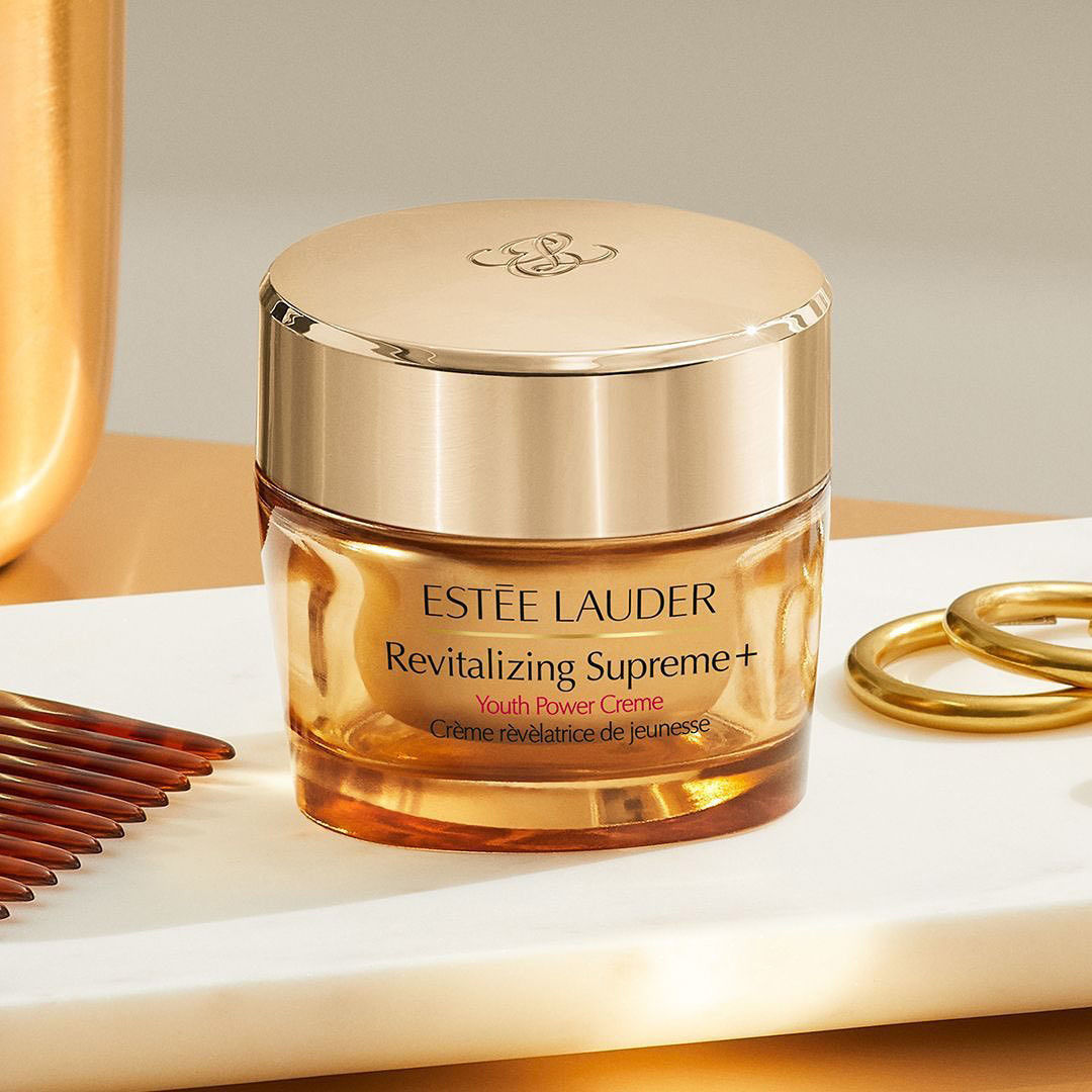 Estee Lauder Revitalizing Supreme+ Youth Power Creme Moisturizer with Hyaluronic Acid & Caffeine
(75ml)