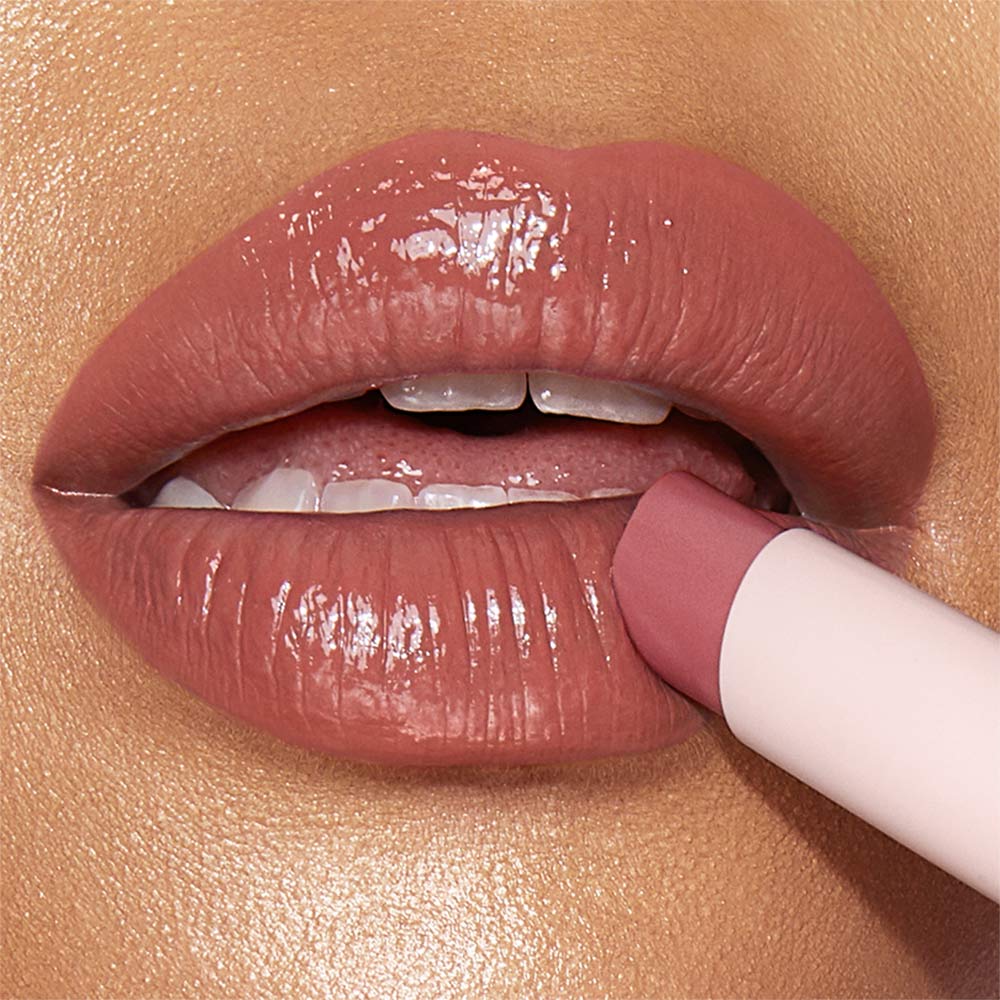 Charlotte Tilbury Hyaluronic + Happikiss
(2.4gm)