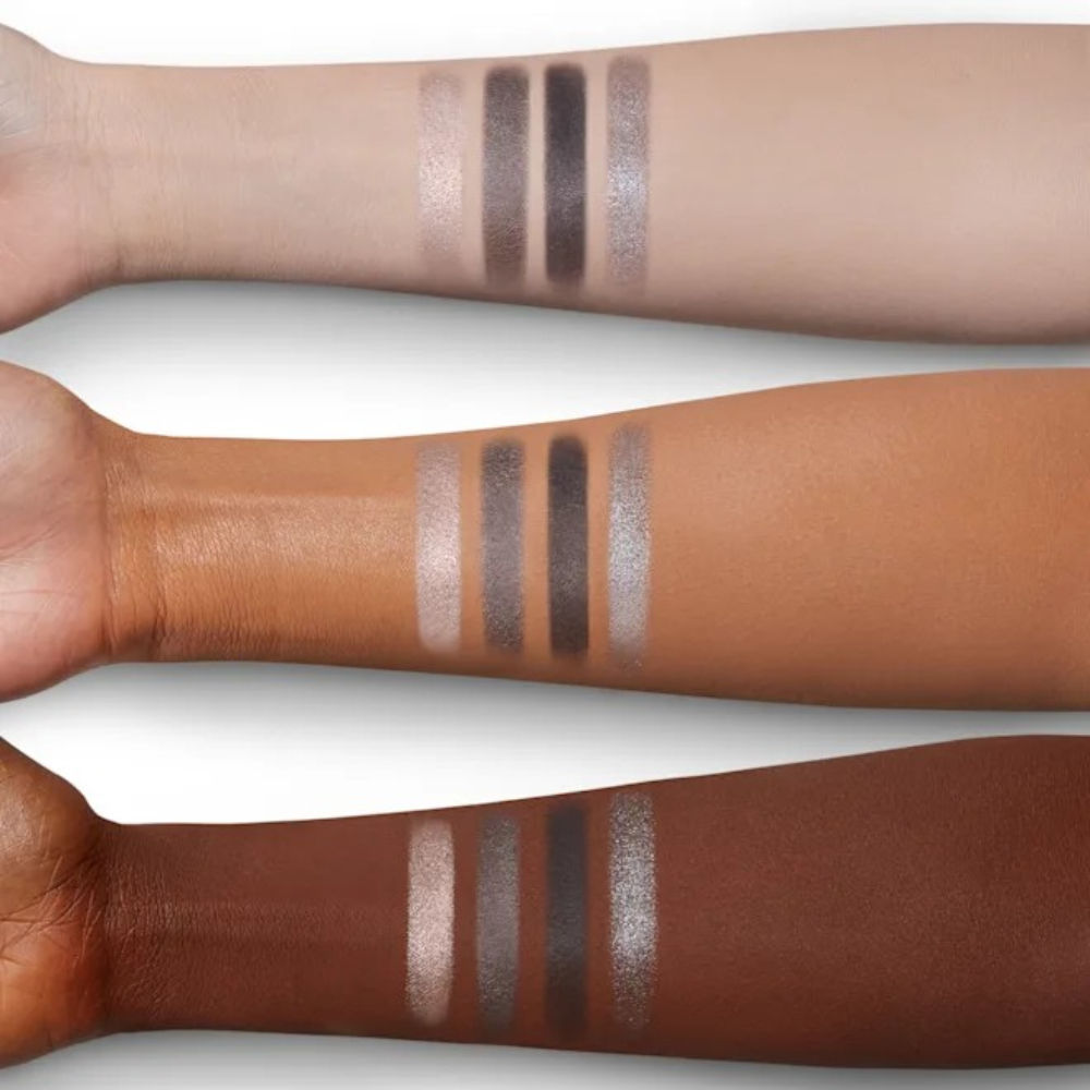 Charlotte Tilbury Luxury Palette - The Rock Chick
(5.2gm)