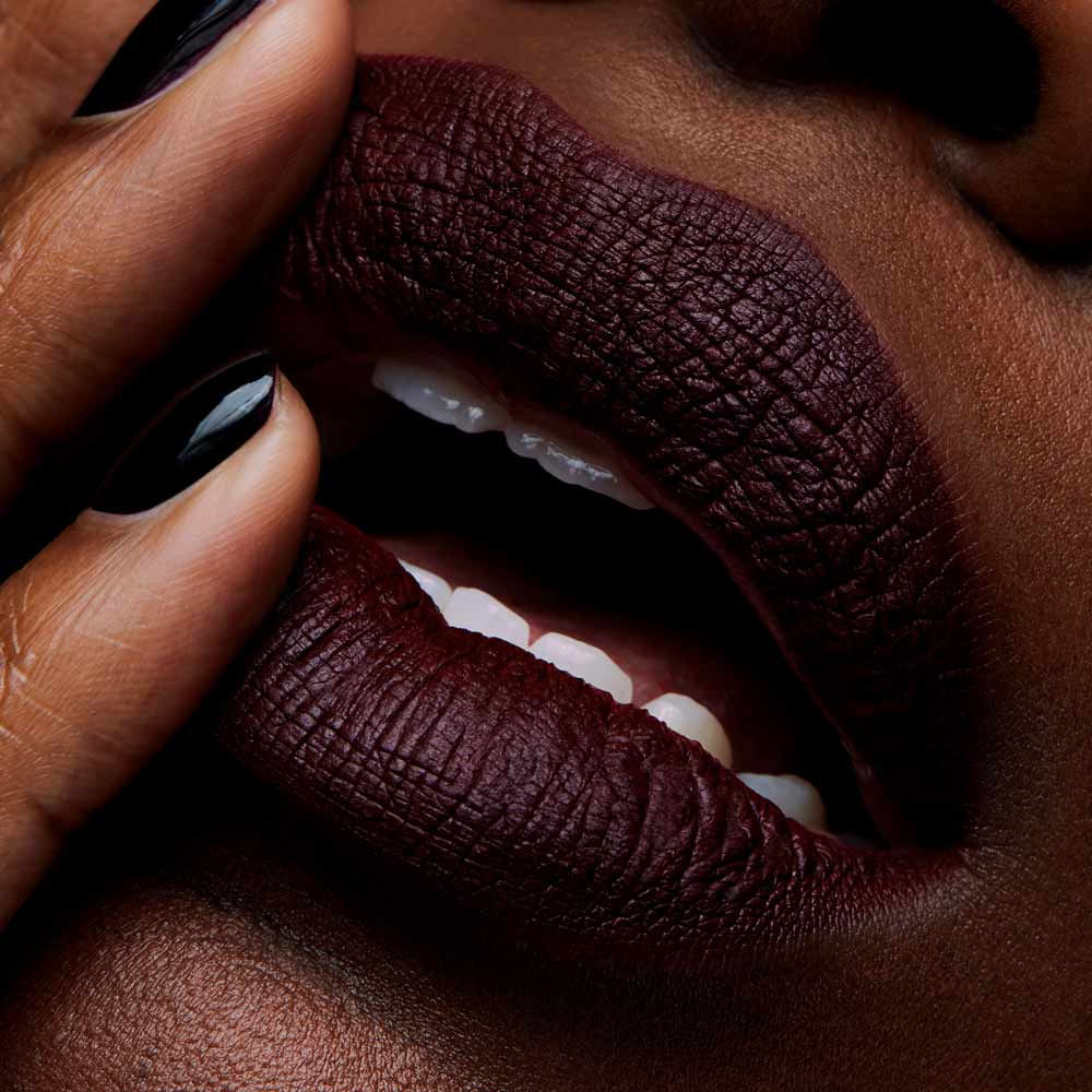 M.A.C Retro Matte Liquid Lipcolour - High Drama
(5ml)