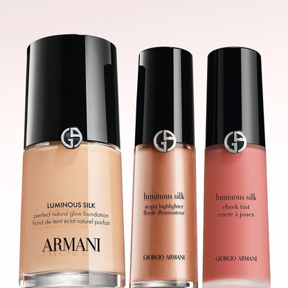 Armani Beauty Luminous Silk Perfect Natural Glow Foundation - 5 - Light Neutral
(30ml)