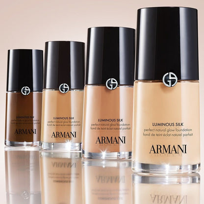 Armani Beauty Luminous Silk Perfect Natural Glow Foundation - 5 - Light Neutral
(30ml)