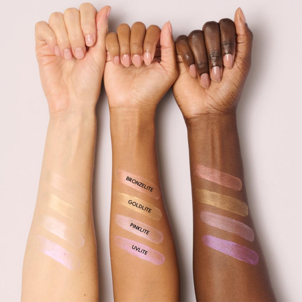 M.A.C Strobe Cream - Pinklite | Illuminating Moisturizer & Liquid Highlighter
(50ml)