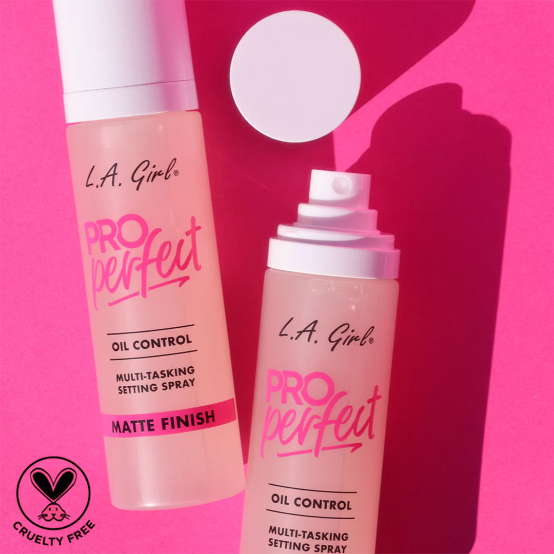L.A. Girl Pro Perfect Multi-Taksing Setting Spray
(105ml)