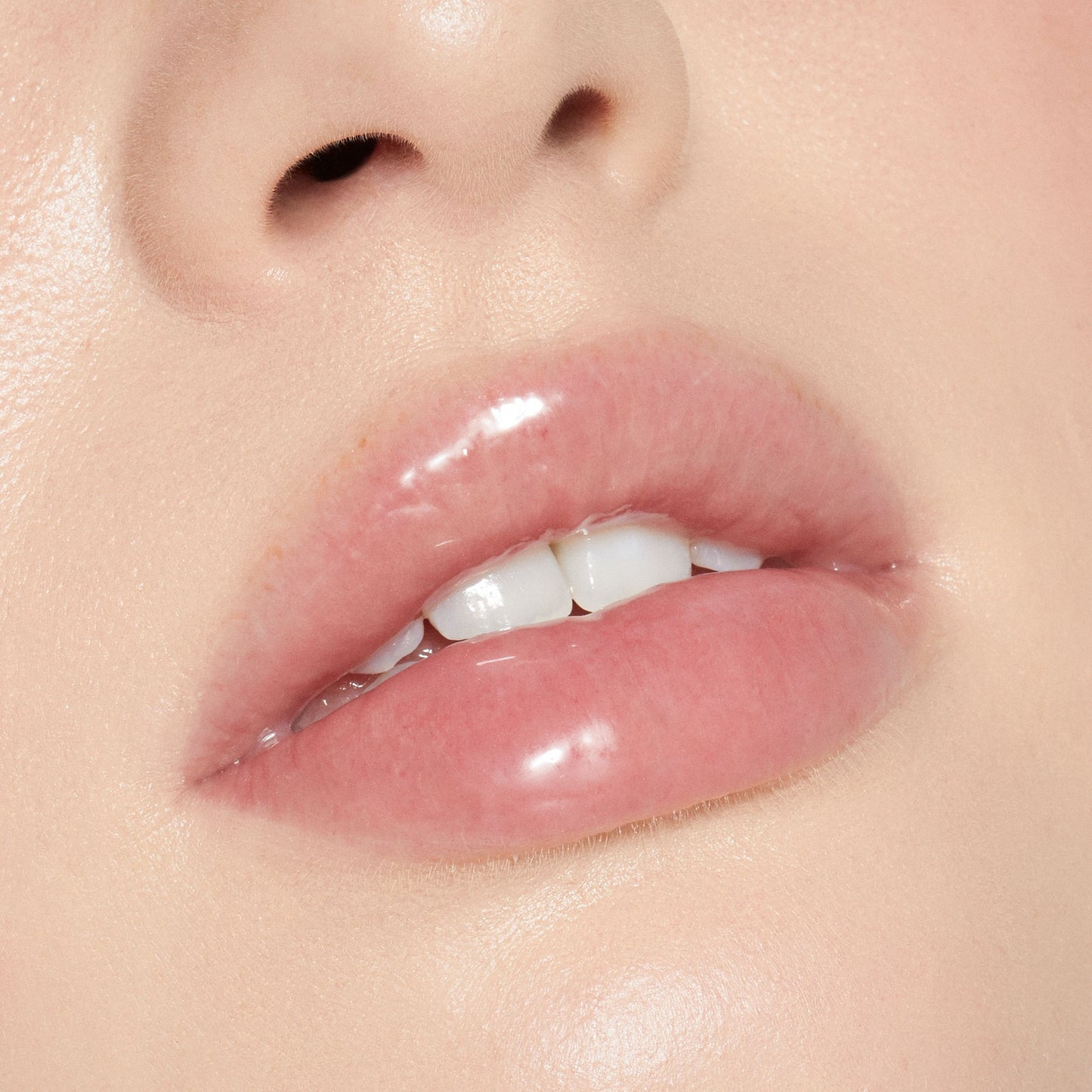 Kylie Cosmetics High Liquid Lip Gloss
(3.3ml)