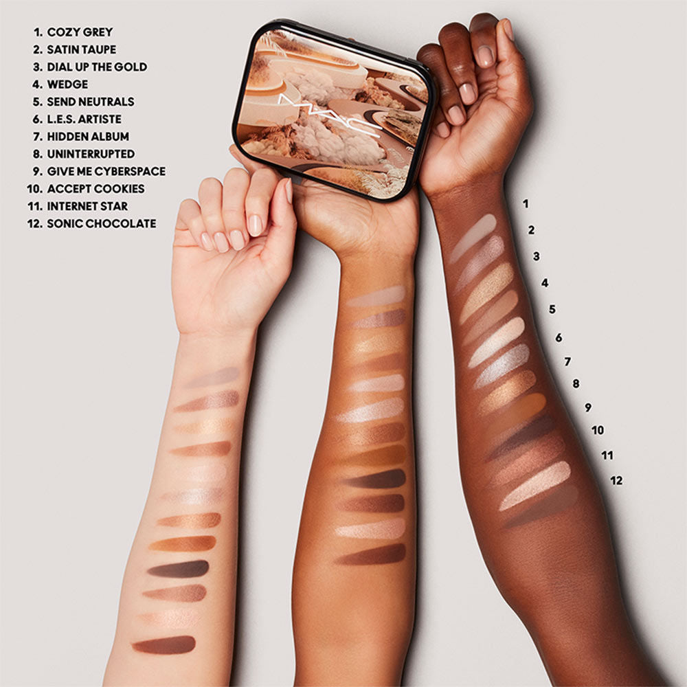 M.A.C Connect In Colour Eye Shadow Palette X12 - Unfiltered Nudes
(12.2 g)