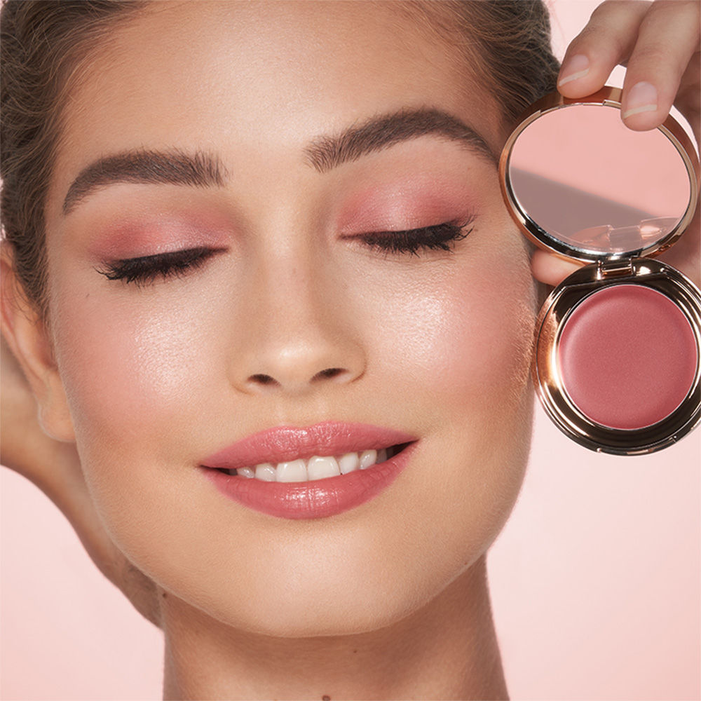 Charlotte Tilbury Pillow Talk Lip And Cheek Glow
(2.5g)