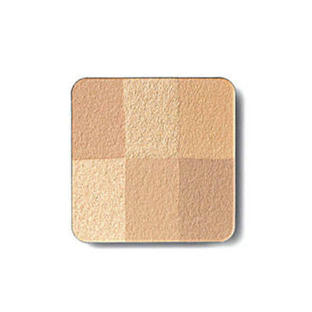 Bobbi Brown Nude Finish Illuminating Powder
(6.6gm)