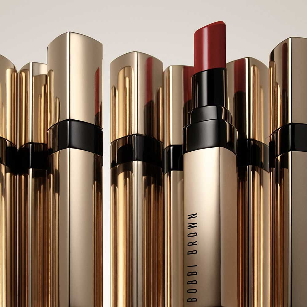 Bobbi Brown Luxe Shine Intense lipstick - Bold Honey
(3.40g)