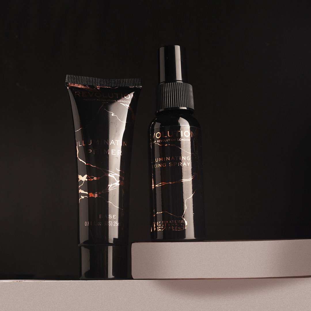 Makeup Revolution Illuminating Prime & Fix Duo Gift Set
(75ml)