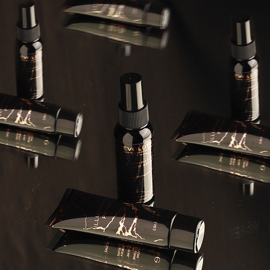 Makeup Revolution Illuminating Prime & Fix Duo Gift Set
(75ml)