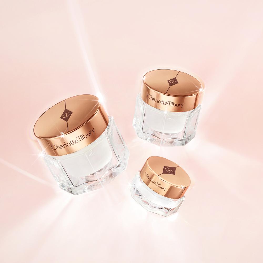 Charlotte Tilbury Charlotte's Magic Cream - Retail Travel
(15ml)